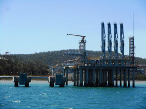 LNG loading arms
