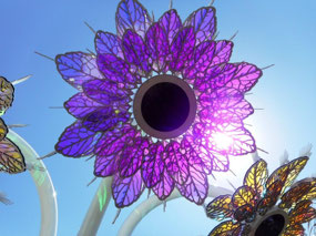 Flower footpath light