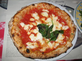 Pizza alla Napoli