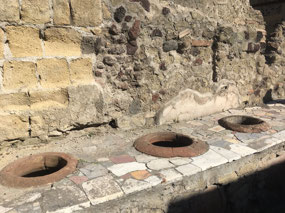 Herculaneum - Wine Bar