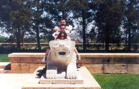 Artur, Jan and me straddling yes a lion - Mauseleu