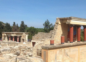 Knossos - the Palace colonades