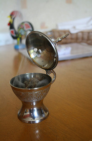 The smoke screen of the incense burner