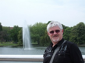 Chris in front of the Hiroshima Park, Kiel