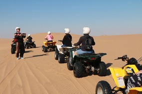 The group speeds off in to the distance!!