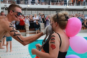 Kissing the octopus