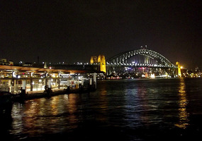 Harbour bridge at night