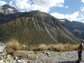 hike up temple basin