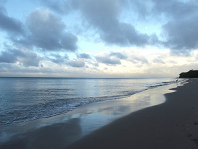 sun about to set over hervey beach