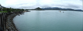 boardwalk at airlie marina