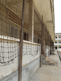 Tuol Sleng Genocide Musuem - blockC