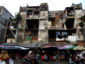 houses in city
