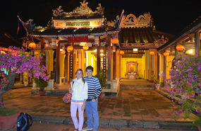Templo de noche
