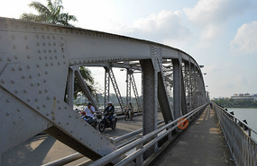 Unos de los puentes de la ciudad