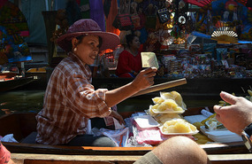 Comprando mango