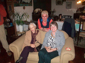 Magda, Pilar and Jeanie