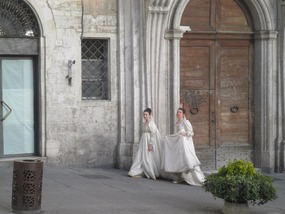 Girls in medieval dresses