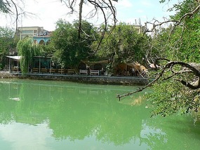 Lyabi-Hauz Plaza