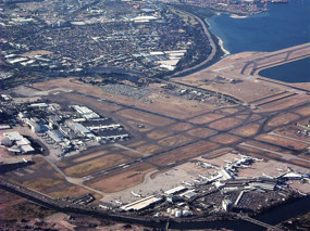 Leaving Sydney Airport (c. Wikipedia)