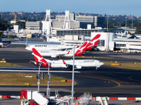 Qantas Plane Touches Down