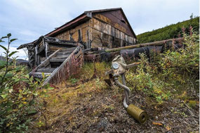 Old Barracks & Gas Mask (c. Russia Beyond)
