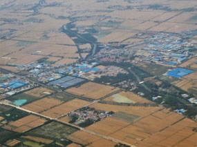 Flying Toward Jining