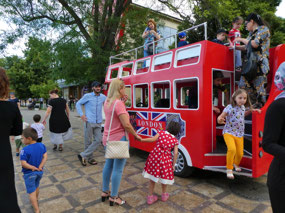 An Incongruous London Bus