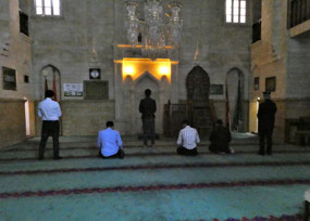 Prayers in the Juma Mosque