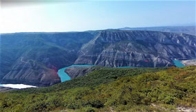 Sulak Canyon (c. Wikipedia)