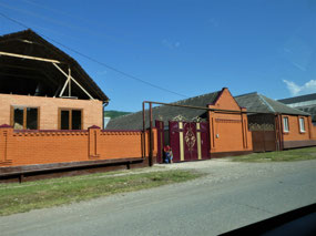 Building Large Houses Outside Grozny