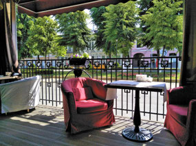 Breakfast at the Alexandrovskiy Hotel
