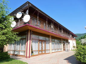 Hotel Mezmay - Better on the Outside!