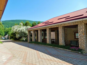 Pleasant Surrounds of Hotel Mezmay