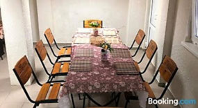 Shared Kitchen (c. Booking.com)