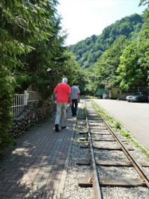 Toward the Railway, Guamka