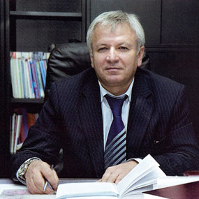 Mayor of Aykhal Vasily Karpov