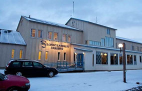 Svalbard Hospital (c. Pinterest)