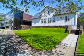 Løgting Government House (c. Wikipedia)