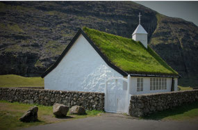 Saksun Church (c. E Christensen, Wikimedia)