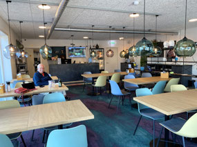 Reception & Dining, Hotel Aurora