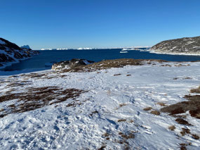 Toward Sermermiut