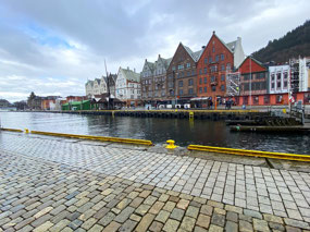 Lovely Harbourside Frontage