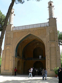 The Manar Jomban - the Shaking Minarets