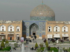 The Sheikh Lotfollah Mosque, Imam Square 