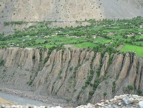 Columnar Erosion Along the Mastuj River 