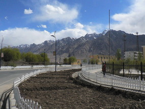 Beautiful Pamir Mountains Behind Tashkorgan