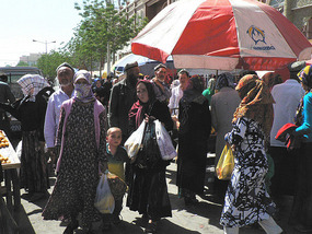 The Vibrant Hotan Markets