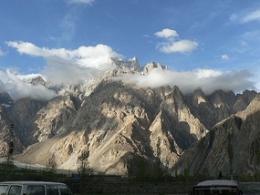 The Superb Cathedrals, Passu