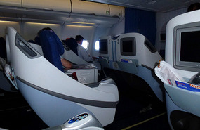 Capsule Seats in China Eastern Business Class