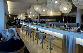 The Lovely Qantas Business Lounge, Sydney Airport